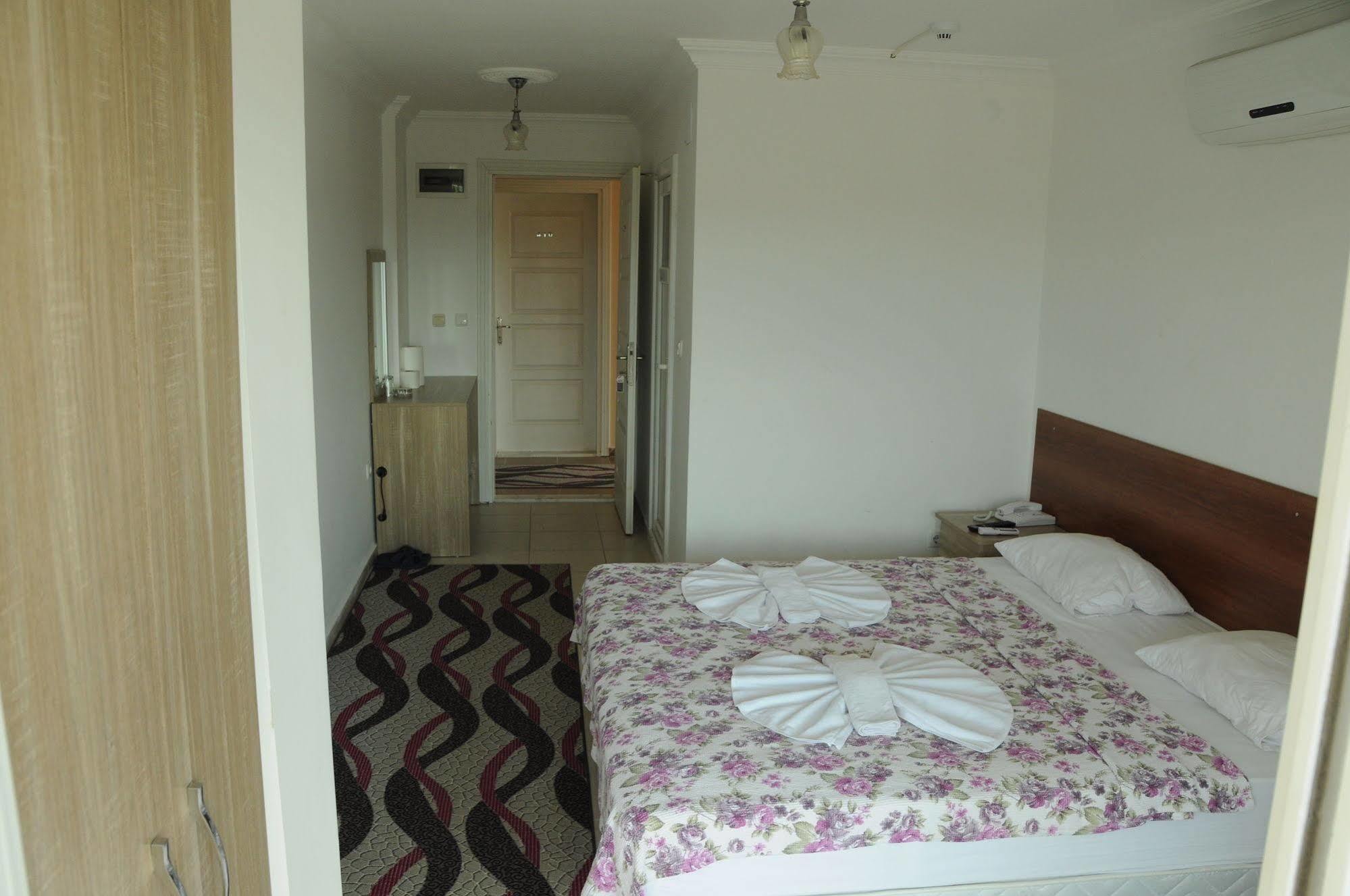 Demirci Hotel อันตัลยา ภายนอก รูปภาพ